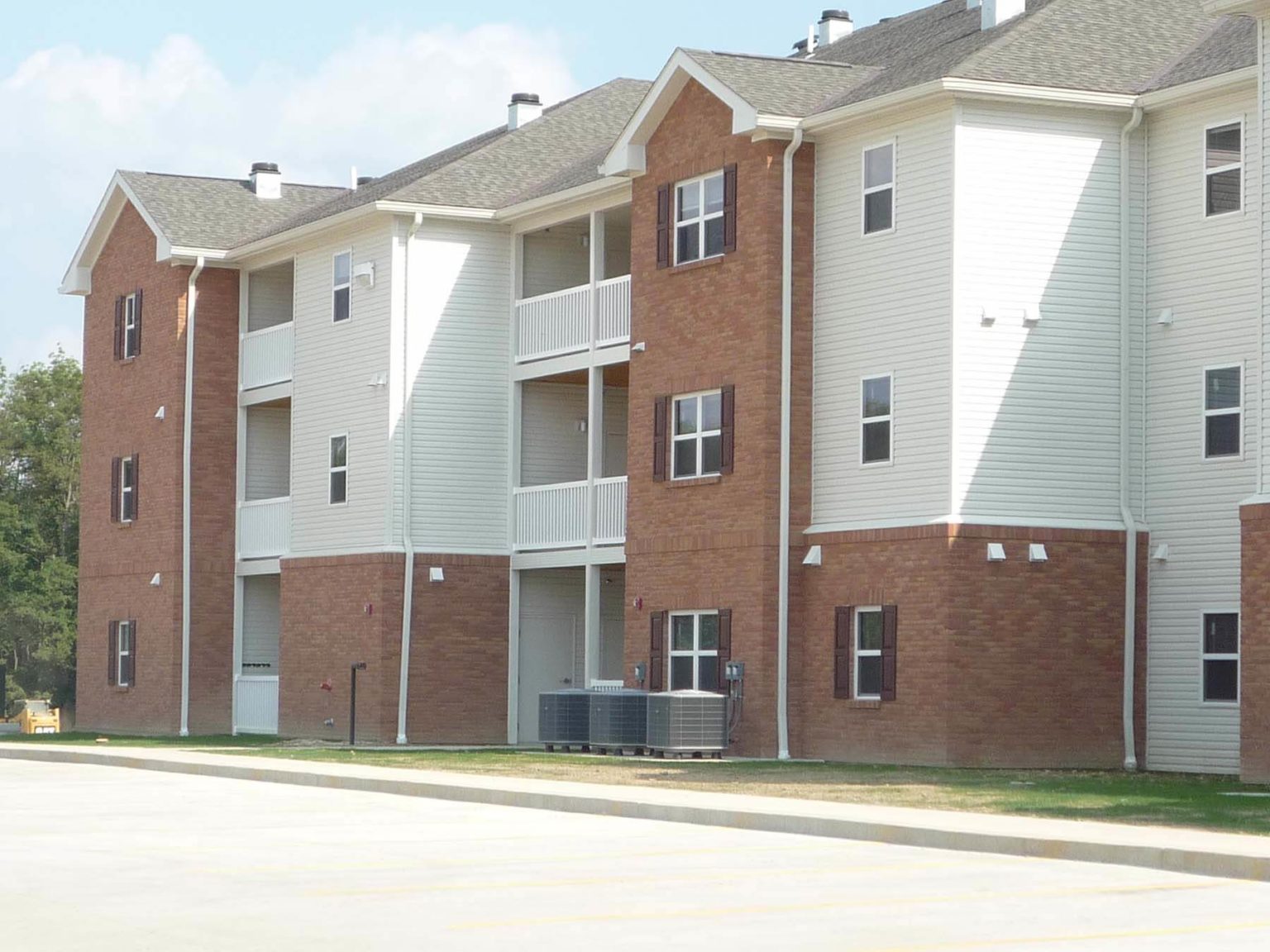 MultiFamily / Student Housing Adena